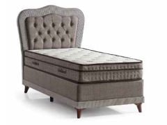 Mitra Bedding Set