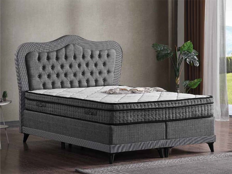 Mitra Bedding Set